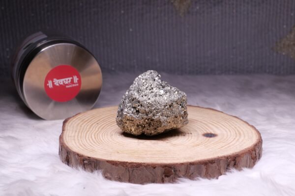 Pyrite Cluster Crystal For Man & Women / DevgharVastuStore